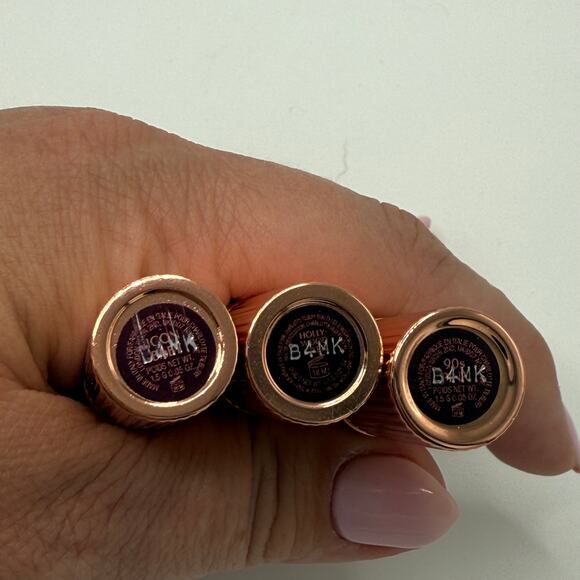 Charlotte Tilbury Iconic Hollywood Lip Trio Mini Lipstick Gift Set 1.5g/0.05 Oz - Picture 3 of 8